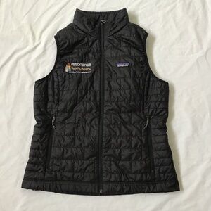 Patagonia women’s sz L Nano Puff Vest